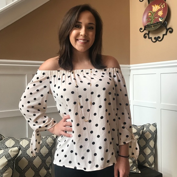 Polka dot off the shoulder top - Picture 2 of 2